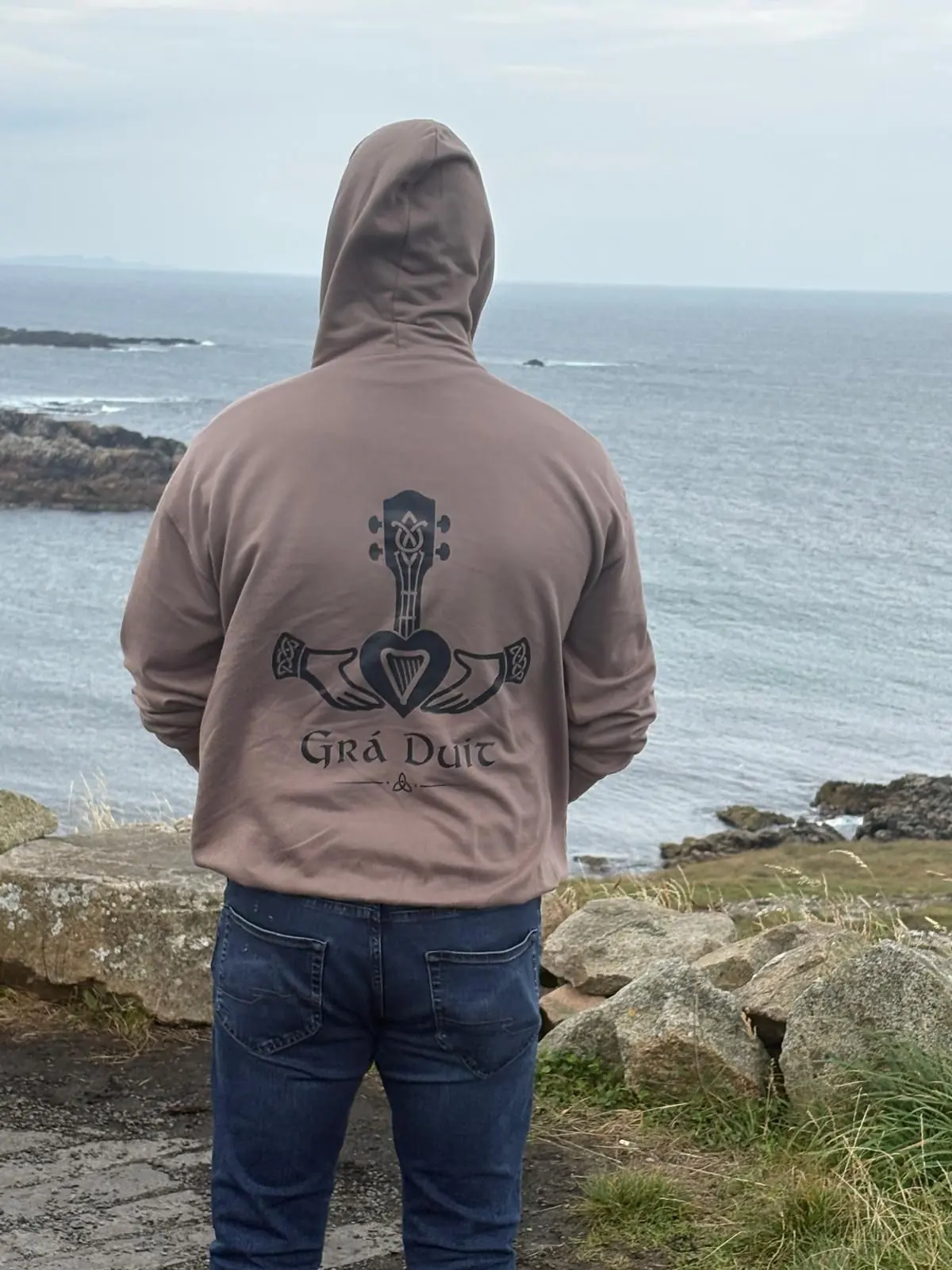 Grá Duit Adult Hoodie — view 3