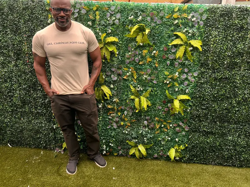 Grá Duit Adult T‑shirt